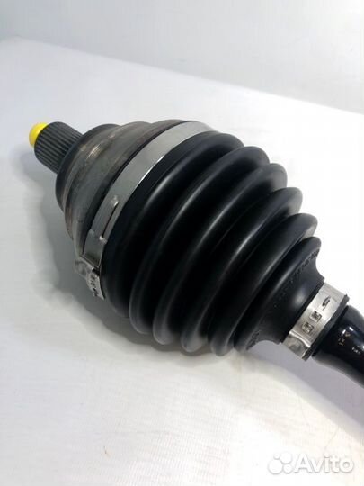 Вал привода передний правый Volkswagen Tiguan 2