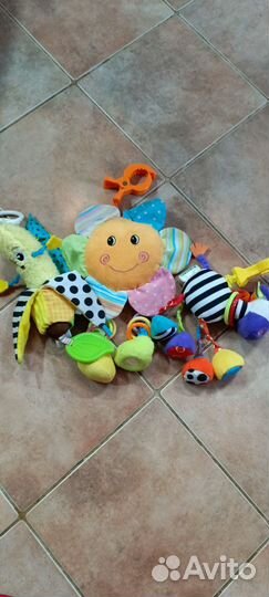 Подвеска на кроватку или коляску