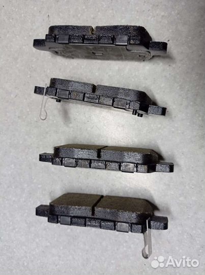 Тормозные колодки задние на Кашкай