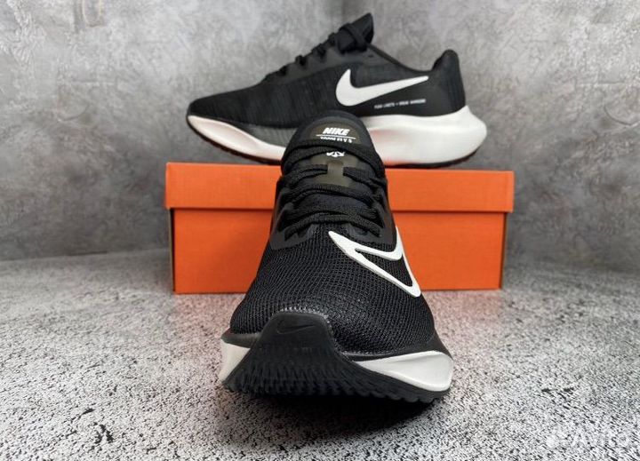 Кроссовки Nike air zoom беговые