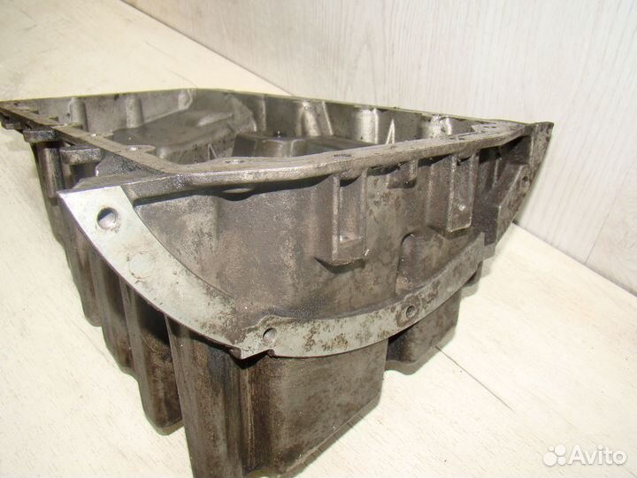 Масляный поддон двигателя BMW 5 E39 m47 бмв 5 е39