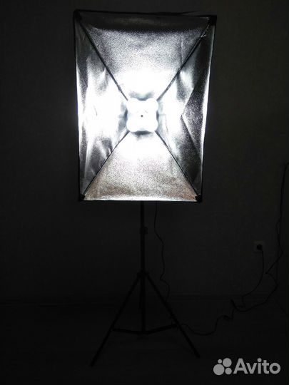 Софтбокс со штативом для съёмки в студии