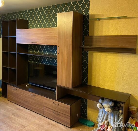 Стенка в гостиную