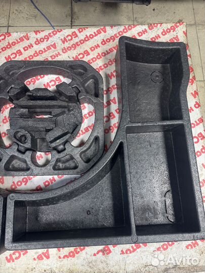 Инструментальный ящик Ford focus 2 хетчбэк