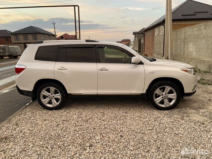 Toyota Highlander 3.5 AT, 2011, 186 950 км