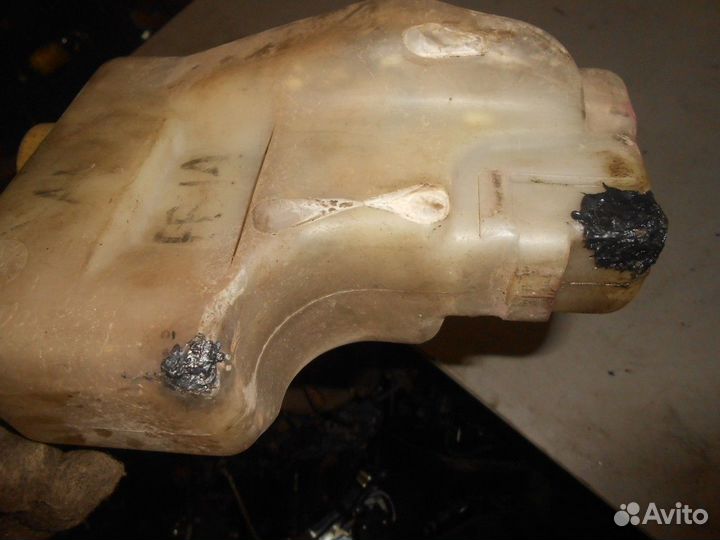 Бачок расширительный (Nissan Almera)