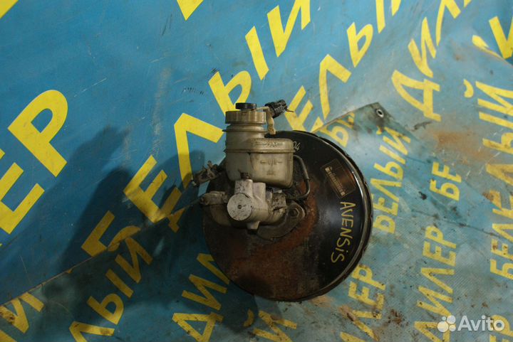 Вакуумный усилитель тормозов Toyota Avensis