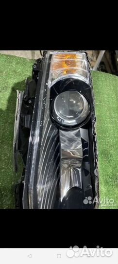 Фара передняя правая Skoda Octavia Scout