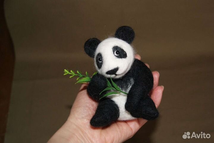 Панда из шерсти (ручная работа)