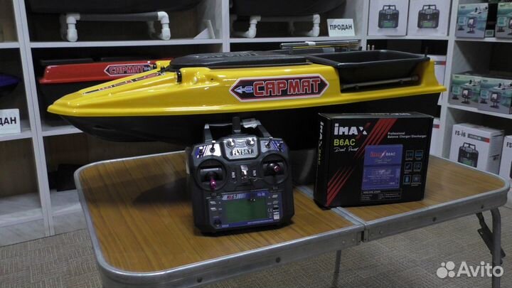 Прикормочный кораблик