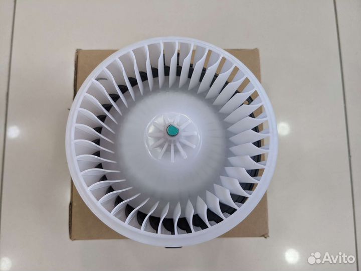 Мотор отопителя opel mokka / aveo T300 / патриот