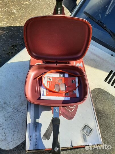 Сковорода новая и кастрюля 30 л. Б/У