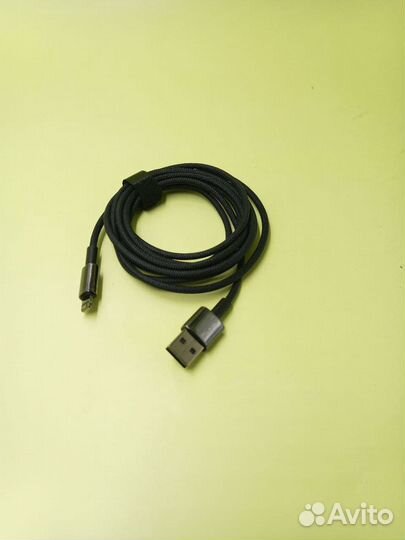 8677 USB-кабель Baseus