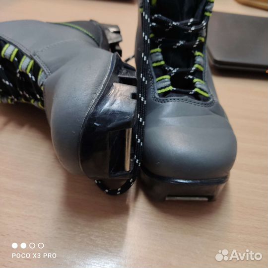 Лыжные ботинки классические