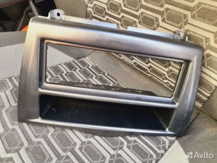 Рамка штатная Лада Гранта FL