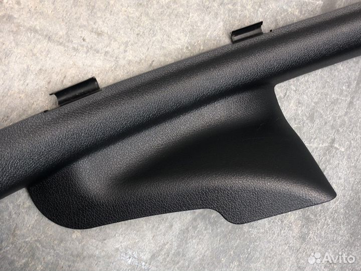 Зад лев накладка порога Stinger GT