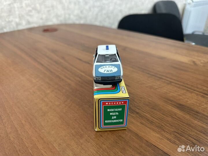 Модели автомобилей 1 43 СССР Москвич 2141