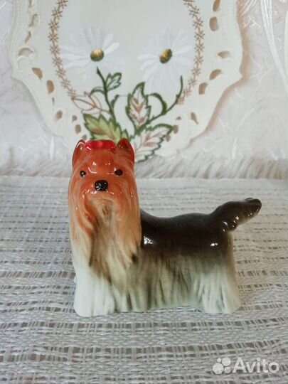 Статуэтки разные