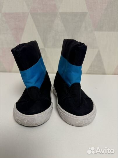 Обуь на девочку 20р