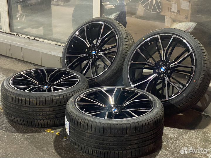 R21 Kinforest KF550-UHP 245/40, PCD 5x112 DIA 66.6