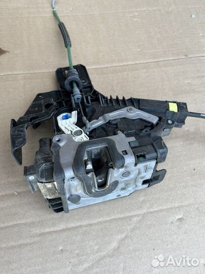 Замок двери левый mercedes a2220063999