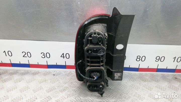 Фонарь Dacia Duster (2009-2020)