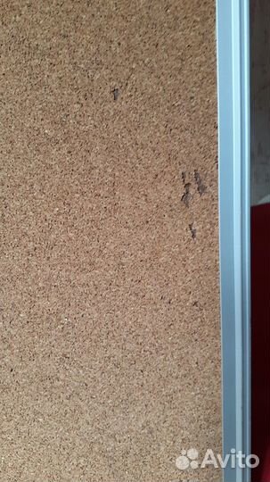 Пробковая доска 60*90 см, б/у