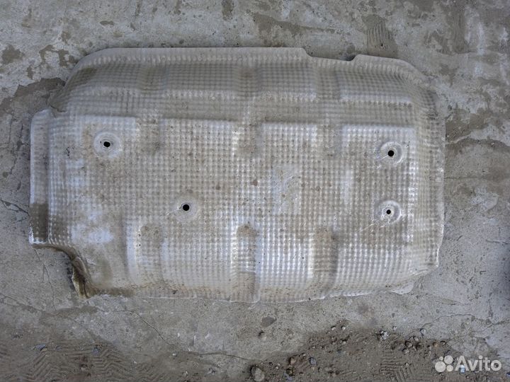 Экран тепловой Renault Kaptur Duster Terrano