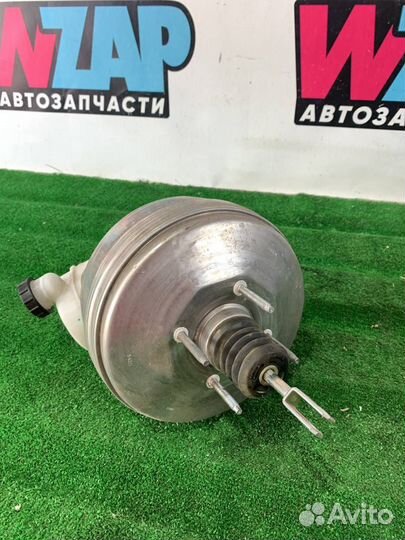 Вакуумный усилитель тормозов Ford Mustang 6 рест