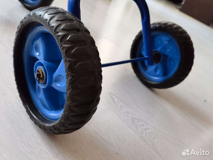 Велосипед детский трёхколёсный