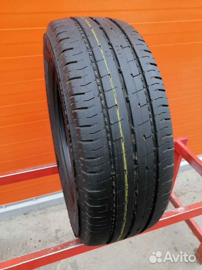 Nokian Tyres Hakka C2 205/65 R15C 102T