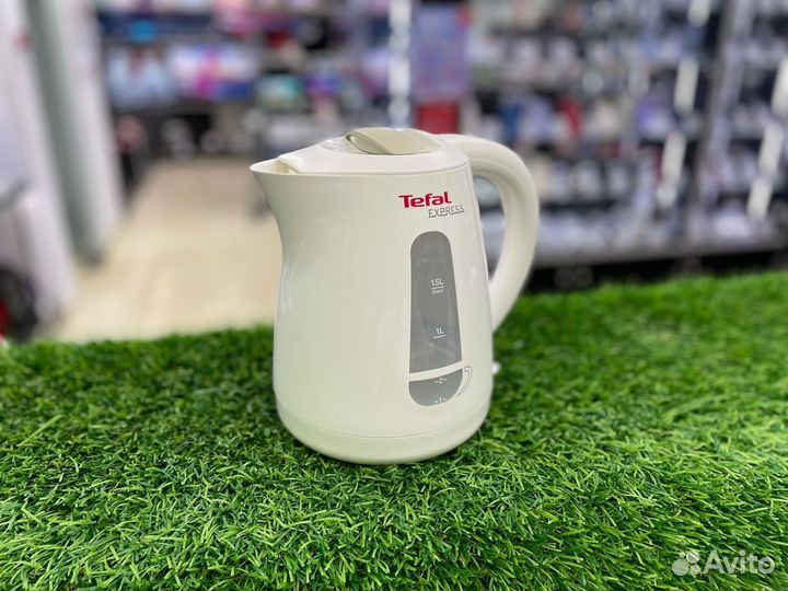 Чайник электрический Tefal KO29913E