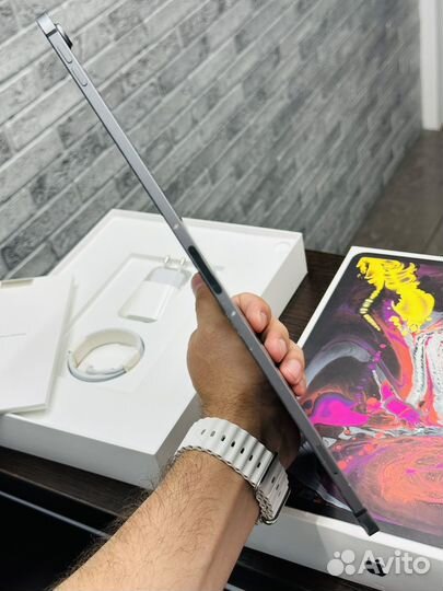 Хороший iPad Pro 12.9 (2018) 256gb Sim LTE Ориг