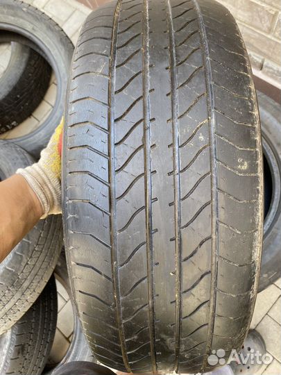 Dunlop SP Sport 2000E 235/55 R19
