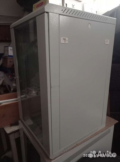 Шкаф серверный 18U и комплектующие