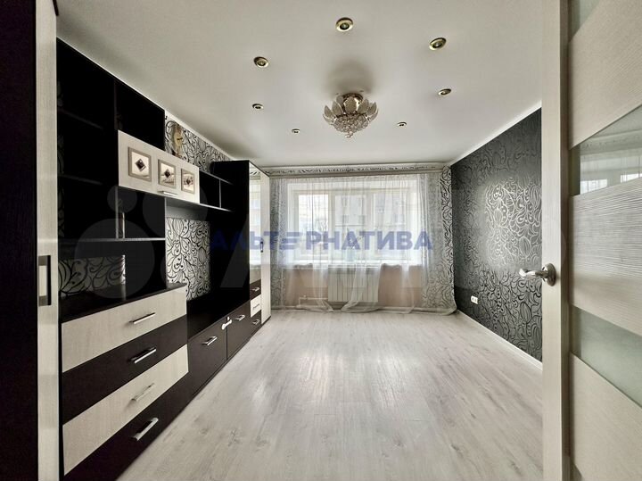 2-к. квартира, 35 м², 1/2 эт.