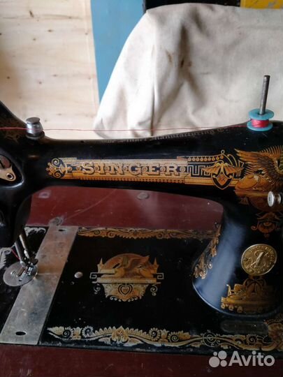 Швейная машина Зингер для швейной мастерской