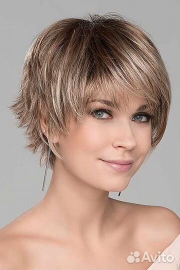 Парик немецкий. Новый