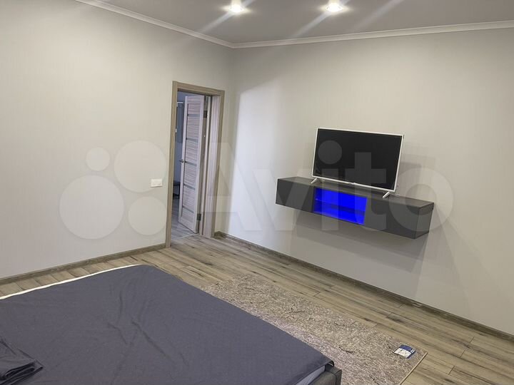 2-к. квартира, 70 м², 1/1 эт.