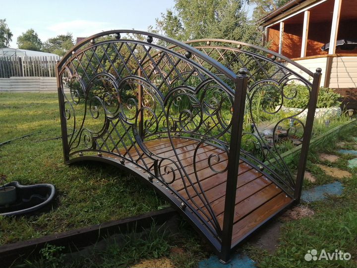 Мостик декоративный