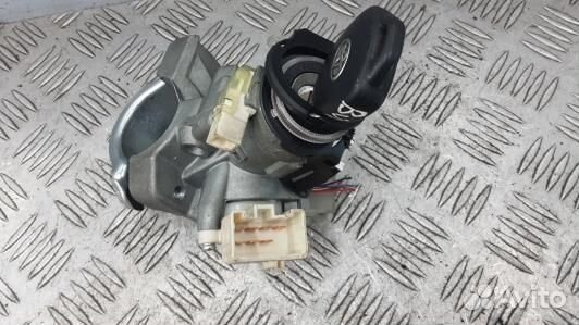 Замок зажигания toyota avensis T27 (BUK17J101)