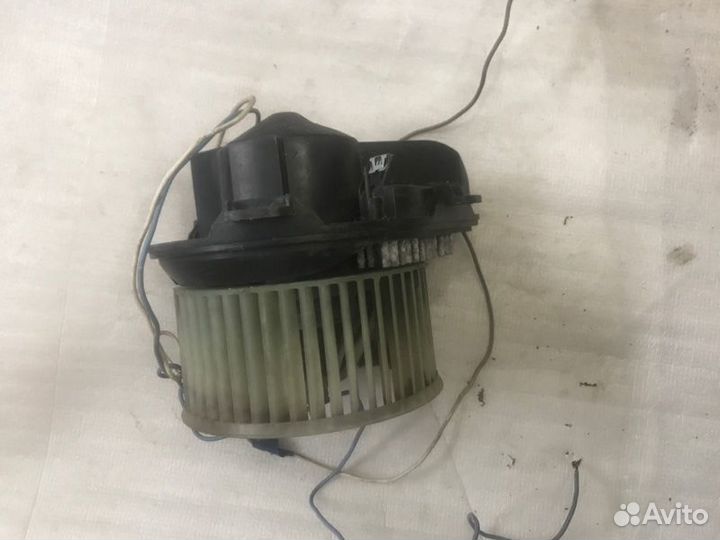 Крыльчатка вентилятора Peugeot 806