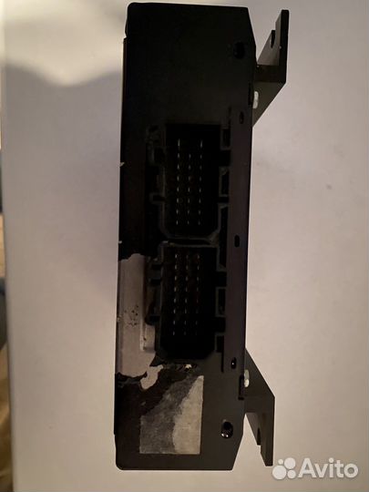 VW штатный усилитель