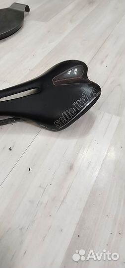 Седло Selle Italia SLR Kit Carbonio Flow (130мм)