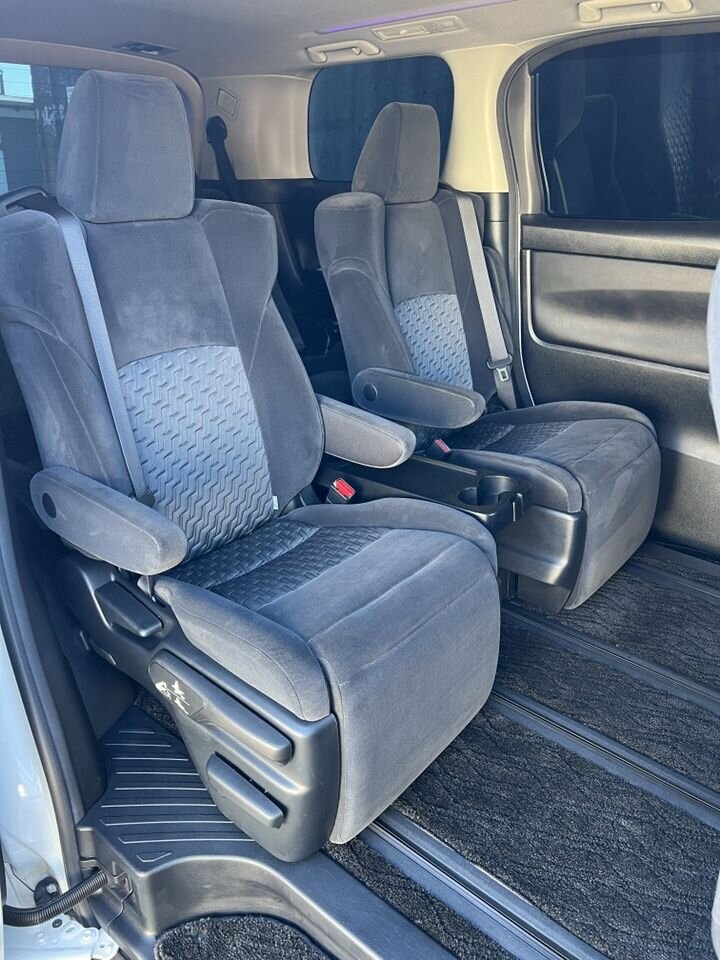 Toyota Alphard: фото владельца