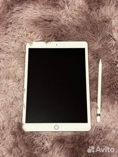 iPad 7th generation + apple pencil 1