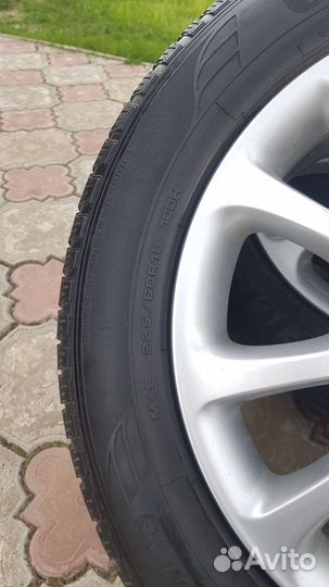 Goodyear EfficientGrip SUV 4x4 225/60 R18