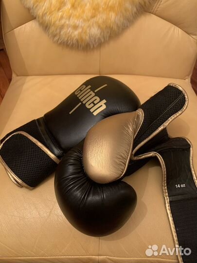 Боксерские перчатки clinch 14