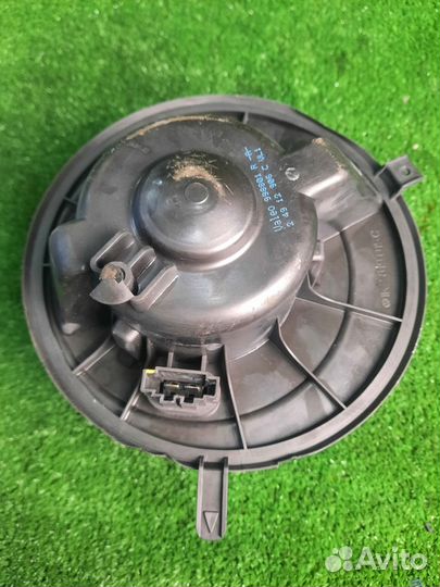 Мотор печки Volkswagen Golf 6 cbzb (1.2T) 2013