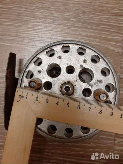 Катушка рыболовная